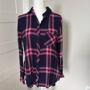 beachlunchlounge Navy and Pink Plaid Button-Down Shirt